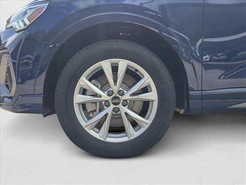 New 2025 Audi Q3 2.0T Premium w/ Convenience Package image 9