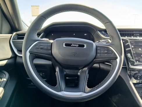 New 2026 Jeep Grand Cherokee Laredo image 20