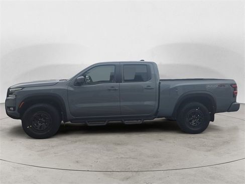 New 2026 Nissan Frontier PRO-4X w/ Pro-4x Convenience Package image 2