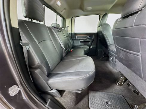 Used 2017 RAM 1500 Laramie w/ Convenience Group AWD/4WD image 34