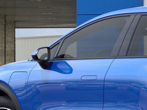 New 2026 Chevrolet Equinox EV LT image 12