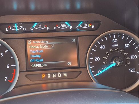 Used 2020 Ford Expedition XLT image 16