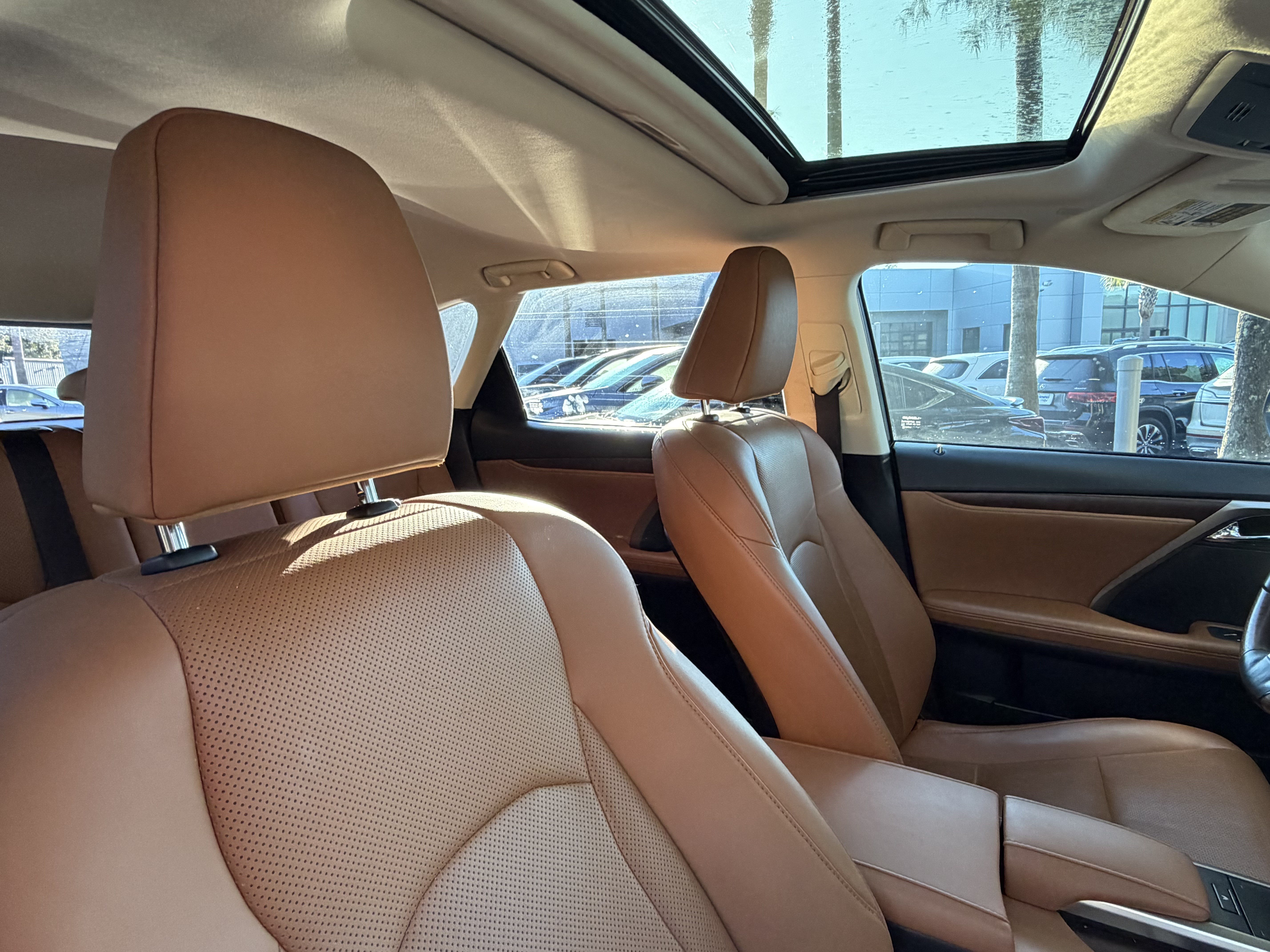 Certified 2021 Lexus RX 350L FWD w/ Premium Package image 44