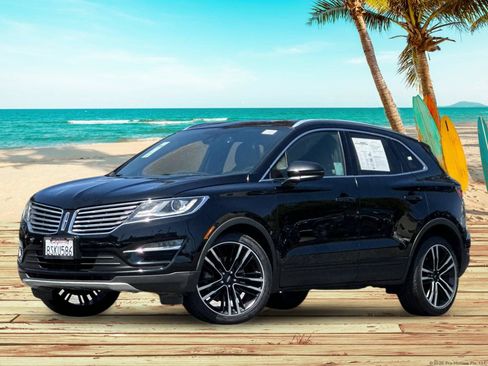 Used 2017 Lincoln MKC Reserve w/ Lincoln MKC Climate Package AWD/4WD image 2