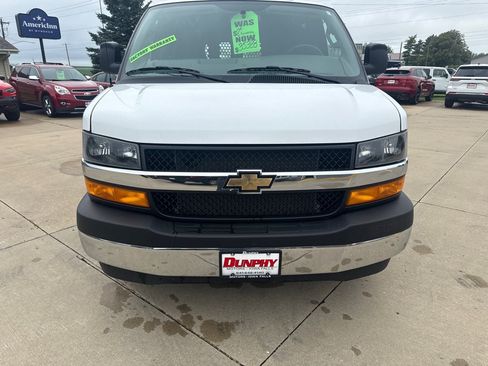 Used 2025 Chevrolet Express 2500 w/ Driver Convenience Package RWD image 8