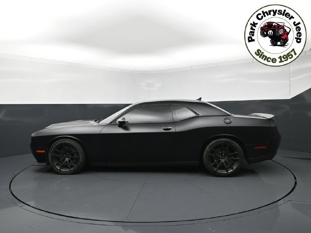 Used 2023 Dodge Challenger SRT Hellcat RWD image 3