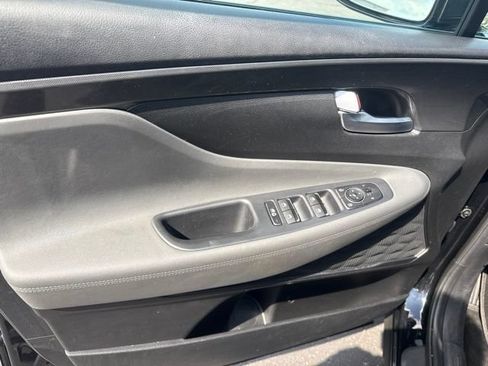 Used 2022 Hyundai Santa Fe SEL FWD image 25
