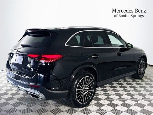 Used 2026 Mercedes-Benz GLC 300 image 7
