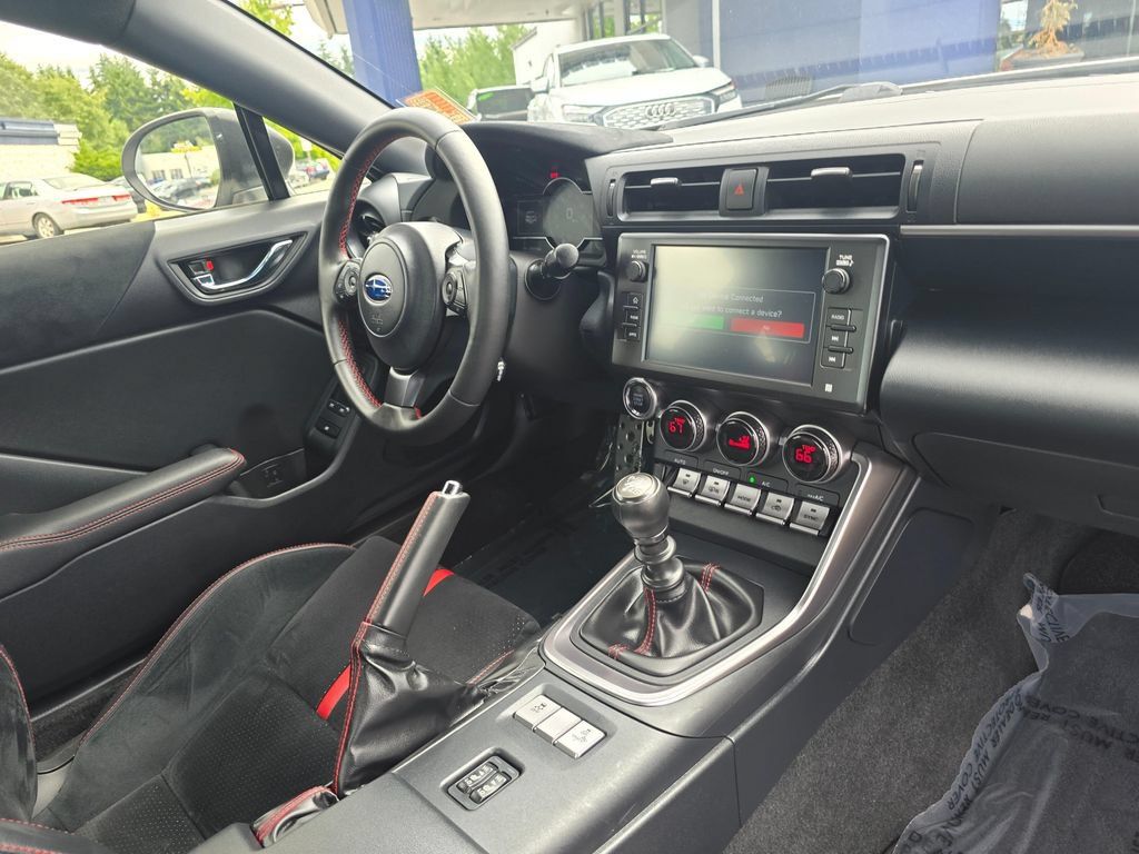 Used 2022 Subaru BRZ Limited RWD image 11