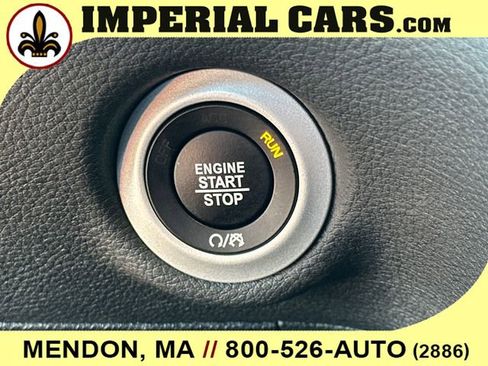 New 2026 Chrysler Pacifica Select image 30