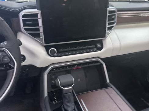 Used 2025 Toyota Sequoia Capstone image 12