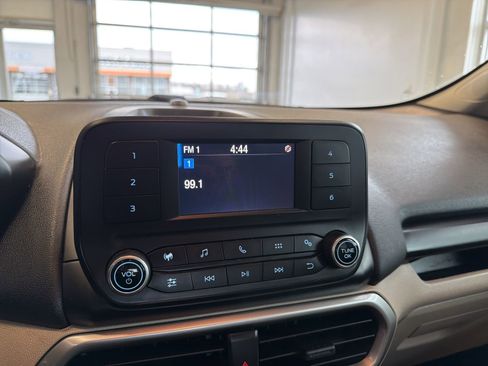 Used 2021 Ford EcoSport S image 21