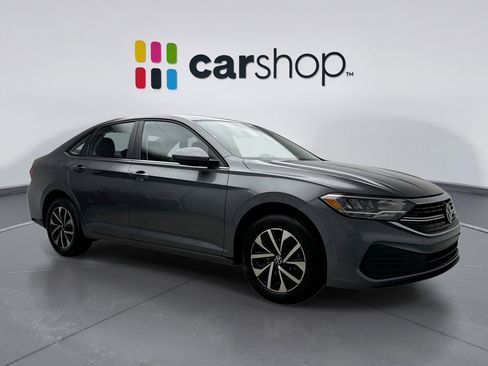 Used 2024 Volkswagen Jetta S image 7