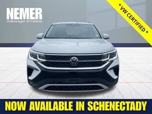 Certified 2023 Volkswagen Taos SEL AWD/4WD image 9