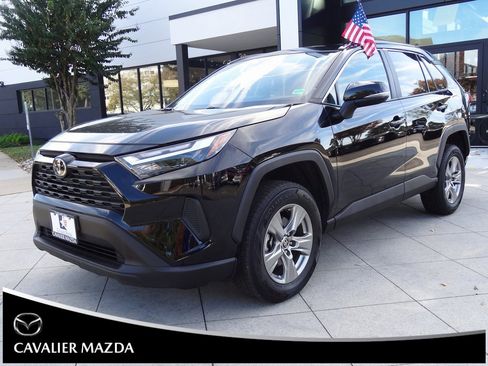 Used 2024 Toyota RAV4 XLE image 7