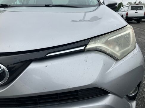 Used 2016 Toyota RAV4 XLE AWD/4WD image 28