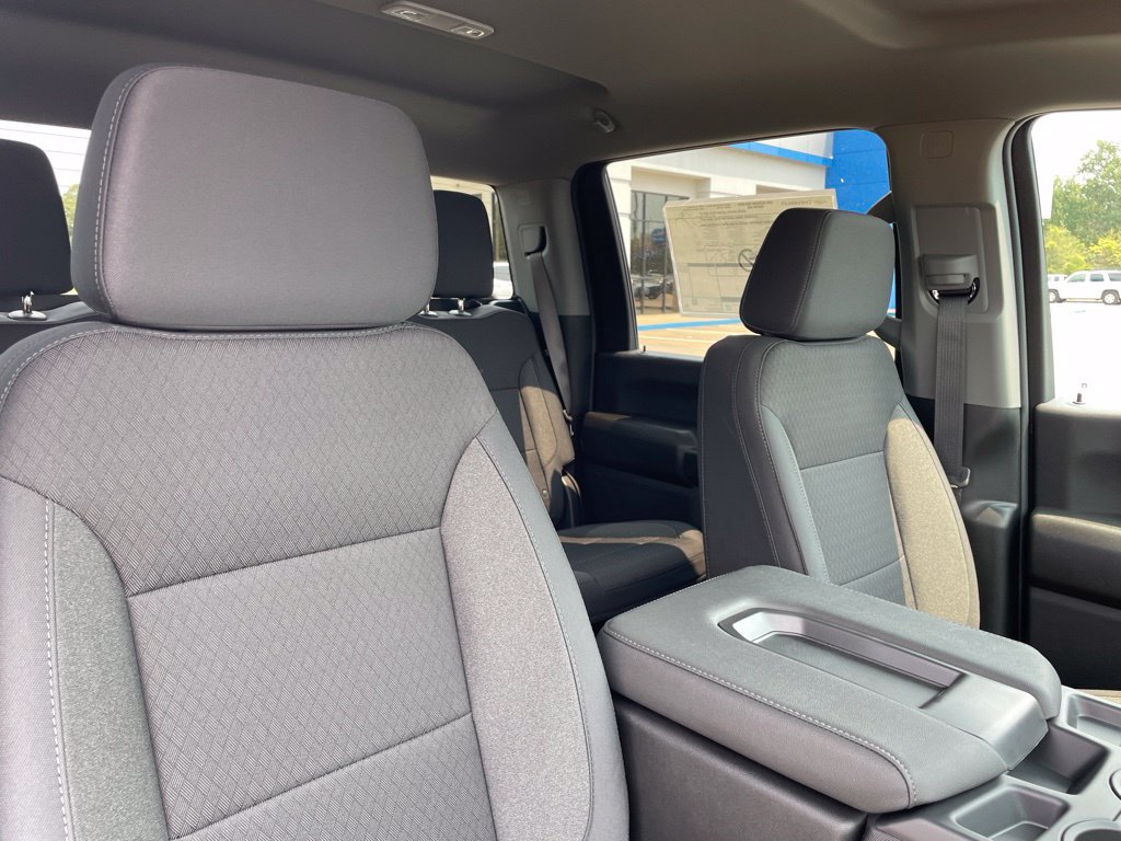 New 2026 Chevrolet Silverado 2500 Custom w/ Custom Convenience Package AWD/4WD image 35