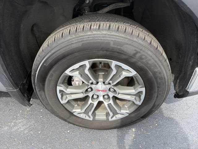 Certified 2025 GMC Sierra 1500 SLT AWD/4WD image 15