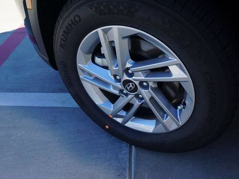 New 2026 Hyundai Tucson SE FWD image 8