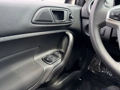 Used 2018 Ford Fiesta SE w/ Cold Weather Package FWD image 29