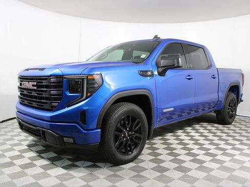 Used 2024 GMC Sierra 1500 Elevation image 3