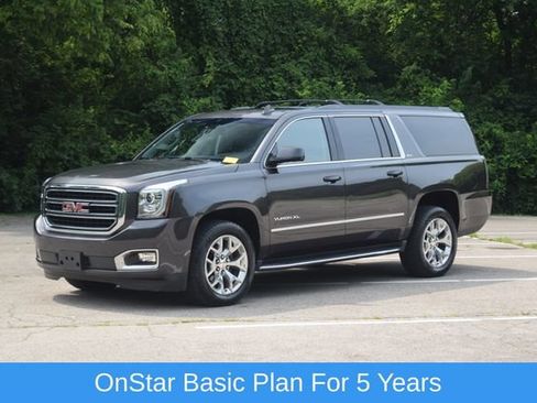 Used 2017 GMC Yukon XL SLT w/ Open Road Package AWD/4WD image 23