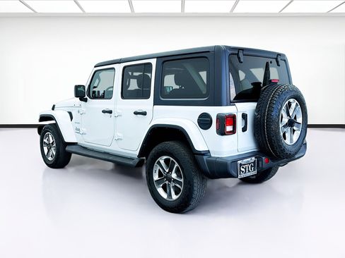 Used 2021 Jeep Wrangler Unlimited Sahara image 6