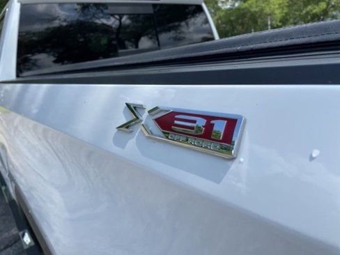 Used 2023 GMC Sierra 1500 SLT w/ SLT Premium Package image 38