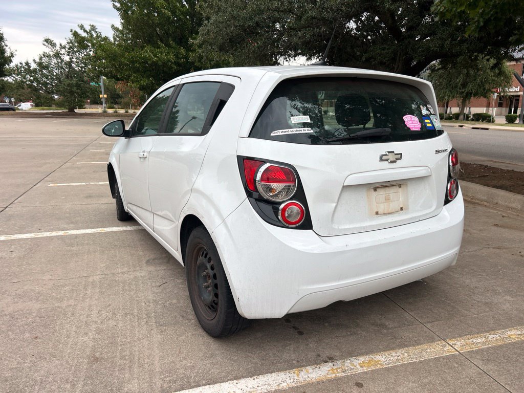 Used 2014 Chevrolet Sonic LS FWD image 8