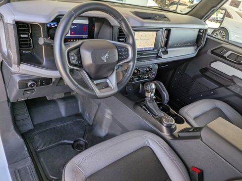 Used 2023 Ford Bronco Big Bend image 15