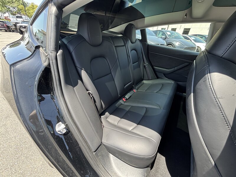 Used 2023 Tesla Model 3 Standard Range RWD image 15