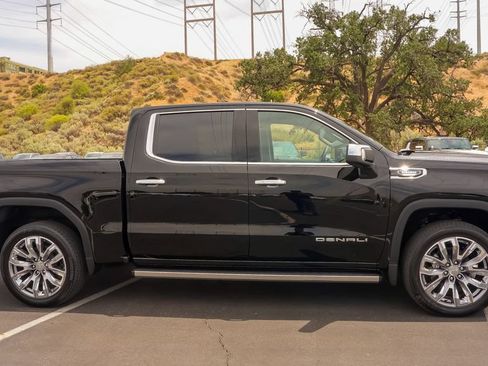 New 2026 GMC Sierra 1500 Denali w/ Denali Reserve Package AWD/4WD image 7