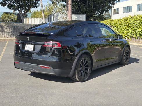 Used 2022 Tesla Model X image 6