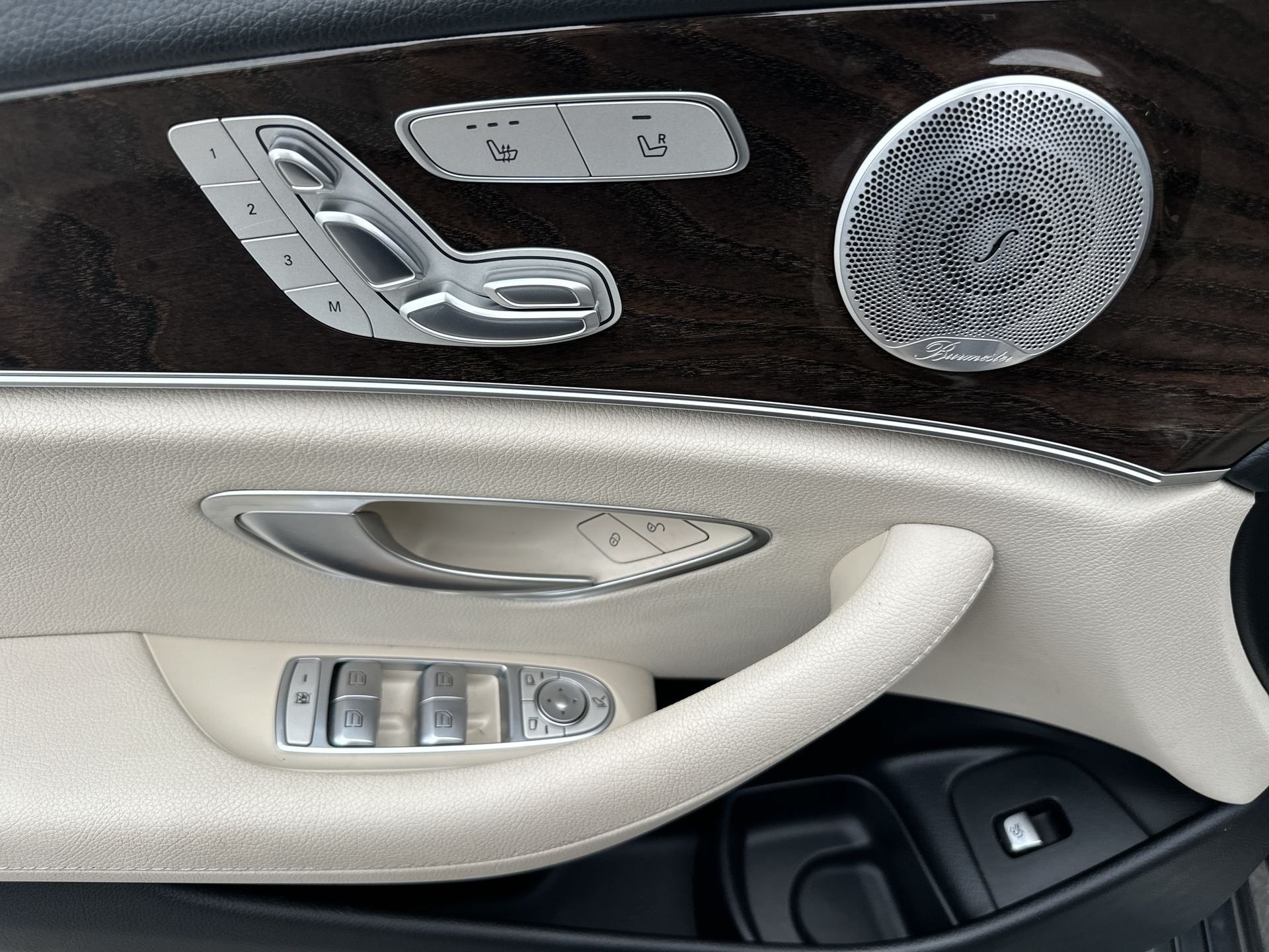Used 2020 Mercedes-Benz E 350 Sedan image 24