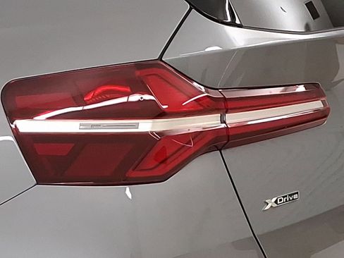 New 2026 BMW X3 xDrive30 w/ Premium Package image 11