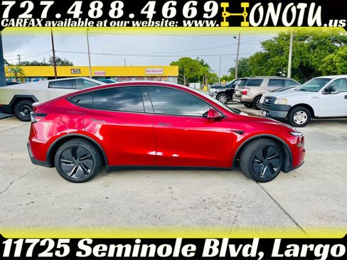 Used 2026 Tesla Model Y AWD image 8
