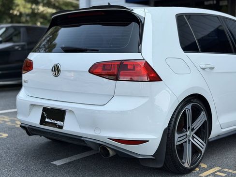 Used 2015 Volkswagen GTI SE w/ Lighting Package (SEL) FWD image 8