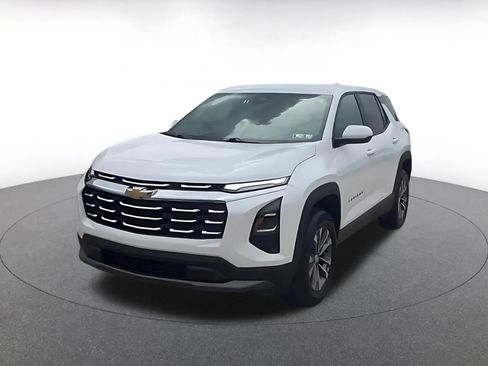 Used 2025 Chevrolet Equinox LT FWD image 7