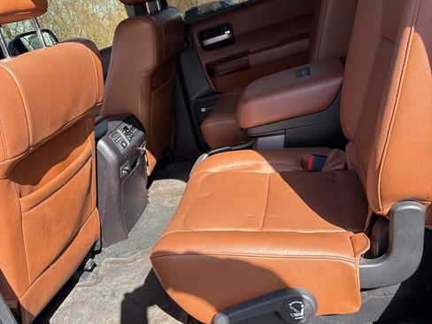 Used 2016 Toyota Sequoia Platinum image 13