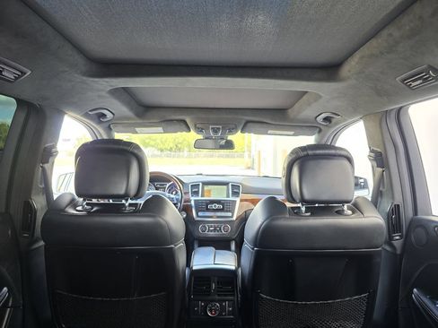 Used 2016 Mercedes-Benz GL 63 AMG 4MATIC image 34
