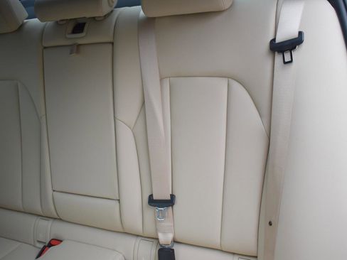 Used 2020 BMW 330i xDrive Sedan w/ Convenience Package image 35