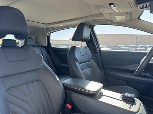 Used 2023 Nissan Ariya image 45