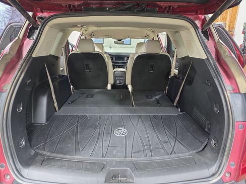 Used 2020 Buick Enclave Essence w/ Sound and Sites Package image 14