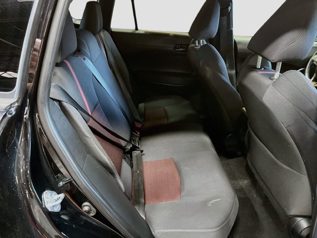 Used 2024 Toyota Corolla Cross AWD Hybrid w/ Moonroof Package image 27