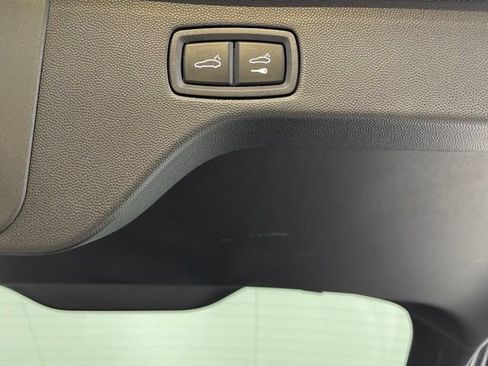 Used 2024 Porsche Macan 4 Electric image 48