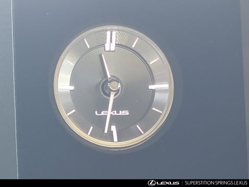 Certified 2019 Lexus ES 300h w/ Accessory Package image 18