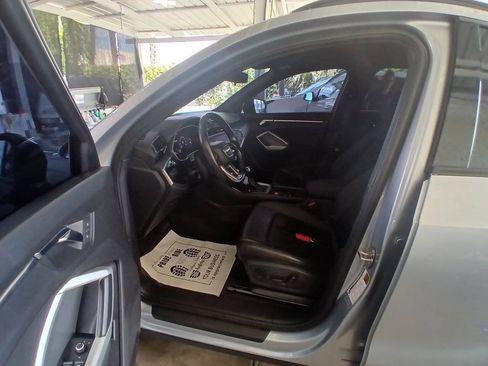 Used 2020 Audi Q3 2.0T Premium w/ Convenience Package AWD/4WD image 8