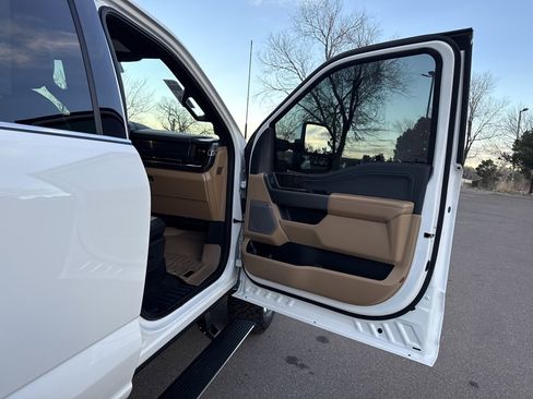 Certified 2025 Ford F350 Lariat w/ Lariat Ultimate Package image 29