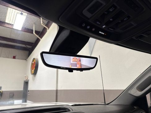 Used 2020 GMC Sierra 3500 Denali w/ Denali Ultimate Package image 31