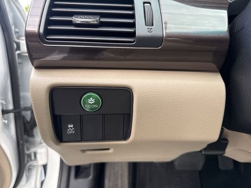 Used 2017 Honda Accord EX-L image 20